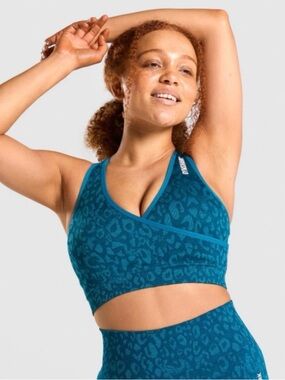 Gymshark Adapt Animal Seamless Sports Bra - Teal Small
